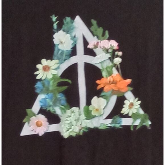 Harry Potter Deathly Hallows Boyfriend Black T-Shirt Small - Picture 2 of 4